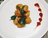 A picture of step 4 of Moong pakoda.