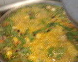 Foto del paso 3 de la receta: Arroz de menestra con caldo de codillo