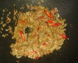 Foto langkah ke 4 dari resep Orek Tempe Udang Rebon.