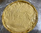 A picture of step 4 of Walnut and Chickpea Tart.