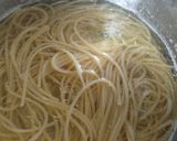 Foto langkah ke 2 dari resep Spaghetti Aglio Olio.