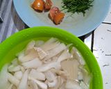 Foto langkah ke 1 dari resep Tumis Jamur Tiram.