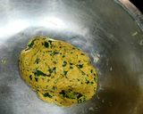 A picture of step 3 of Bajri Roti.