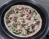 সসেজ পিজ্জা (ওভেন ছাড়া) (sausage pizza recipe in Bengali) রেসিপির ধাপ 11 ছবি