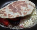 Foto del paso 7 de la receta: 🌮🌯Rapidita o Wrap con hamburguesa de Atún, remolachas y zanahorias salteadas tocineta y queso!!!