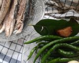 Foto langkah ke 2 dari resep Tongkol cuwe' cabe hijau.