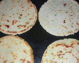 Foto del paso 7 de la receta: Tortillas con loroco y queso mozzarella