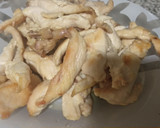 Foto del paso 2 de la receta: Ensalada templada de pimientos asados y pollo
