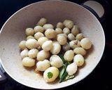 A picture of step 7 of Chettinad Baby Potato Fry.