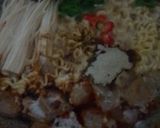 Foto langkah ke 4 dari resep Mie goreng kuah nyemek.