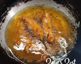 A picture of step 3 of Mirch Pakoras with dry Coconut and Tamarind.