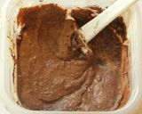 A picture of step 5 of Frozen chocolate yogurt.