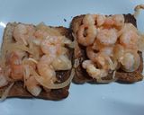 Foto del paso 3 de la receta: Sándwich con camarones