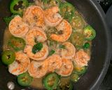 A picture of step 2 of Jalapeno Shrimp Alfredo Spaghetti.
