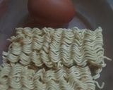 Foto langkah ke 1 dari resep Seblak Mie Sosis Kelor.