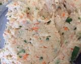 Foto langkah ke 1 dari resep Siomay (chicken and prawn dumplings).