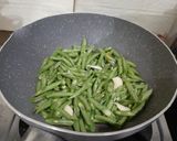 Foto langkah ke 2 dari resep 667. Tumis Jamur Buncis.