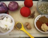 A picture of step 1 of Soya Chunk keema.