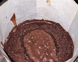 Foto del paso 4 de la receta: Marquise de chocolate con dulce de leche, crema y frutos rojos