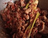 Foto langkah ke 4 dari resep Tumis daging mercon.