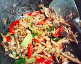 Foto langkah ke 3 dari resep Pindang tongkol suwir.