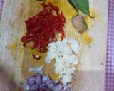 Foto langkah ke 2 dari resep Tumis Cumi Hitam.