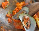 Foto langkah ke 1 dari resep Kerang Saos Tiram.