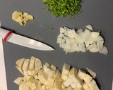 Tejszínes zellerkrémleves recept fázis 1 fotója