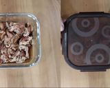 A picture of step 5 of Stir-Fried Pork with Onions.