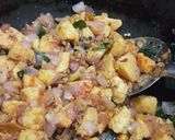 A picture of step 4 of FRIED SPICY DHOKLA.