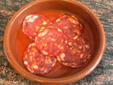 Provolone con chorizo