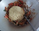 Foto langkah ke 5 dari resep Mie Goreng Aceh.