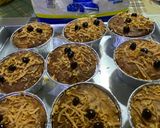 Foto langkah ke 3 dari resep Muffin Keju Yoghurt.