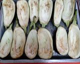 Foto del paso 5 de la receta: Berenjenas rellenas (para vegetarianos) 🍆😋