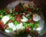 A picture of step 2 of Vegetable soup.