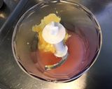 Une image de l'étape 2 de Sauce salade au pomelo rouge et huile d avocat.