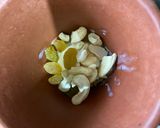 A picture of step 4 of Shahi lassi.