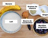 Une image de l'étape 1 de Smoothie banane myrtilles simple et rapide.