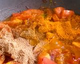 Hình bước làm 3 của món Cà Ri Cá Ngừ Hộp Masala