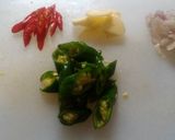 Foto langkah ke 2 dari resep Bakso Tumis Sayur.