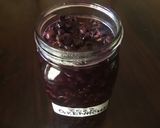 A picture of step 1 of California Farm No Seeds Grape Jam.