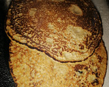 Foto del paso 2 de la receta: Hot cakes de harina de Avena con pasas de uva