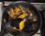 Foto del paso 1 de la receta: Emborrajados / Aborrajados de plátano con queso