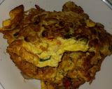 Foto langkah ke 5 dari resep Telur dadar daging ayam.