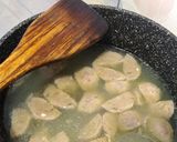 Foto langkah ke 3 dari resep Sup Bening Soun Bakso.