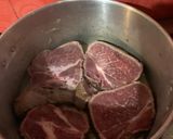 Foto del paso 3 de la receta: Bondiola a la cerveza negra