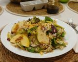 Foto del paso 5 de la receta: Ensalada Crujiente de Hojas Nobles, Col China y Aliño Sedoso de Sésamo
