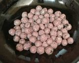Foto del paso 4 de la receta: Pasta con albóndigas fritas al tomate