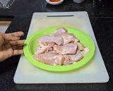Foto langkah ke 1 dari resep Chicken Steak Saus Lada Hitam.