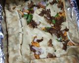 A picture of step 7 of Puff pastry BBQ chicken pizza.